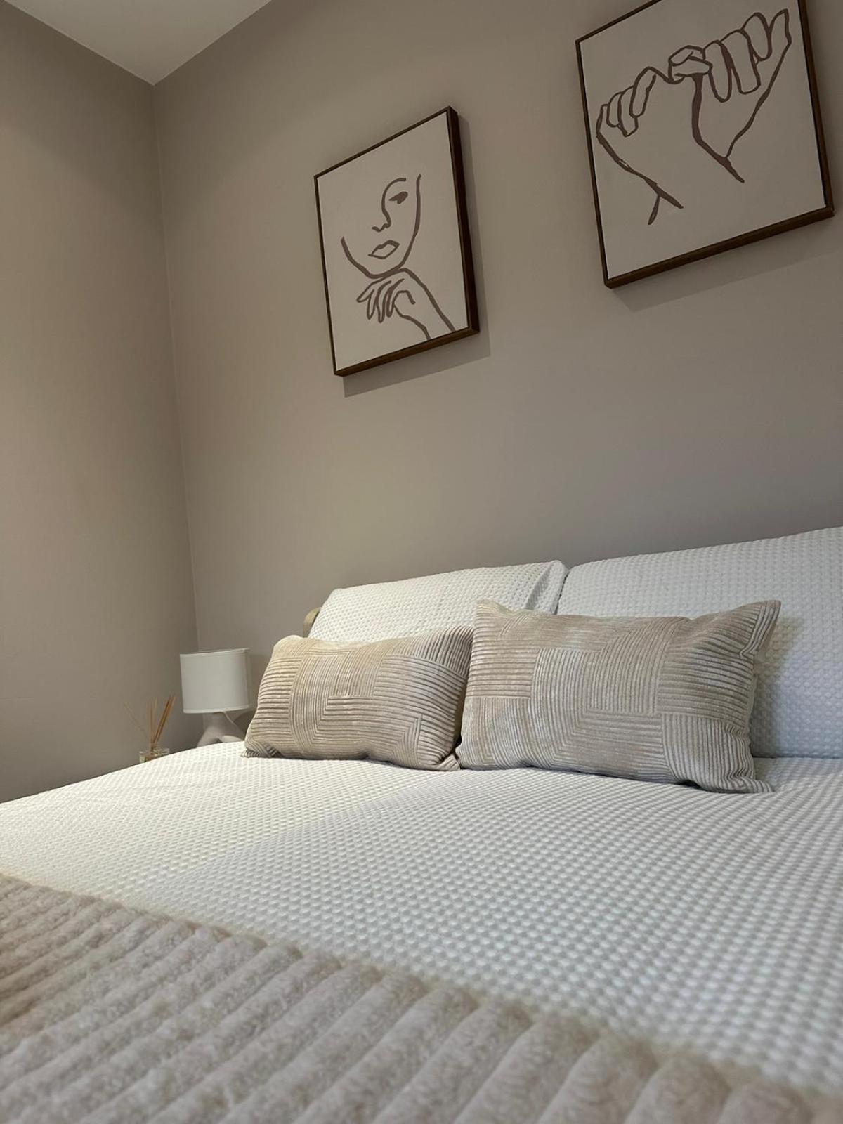 Richardson Deluxe Apartments - 3 Bed London Eksteriør bilde
