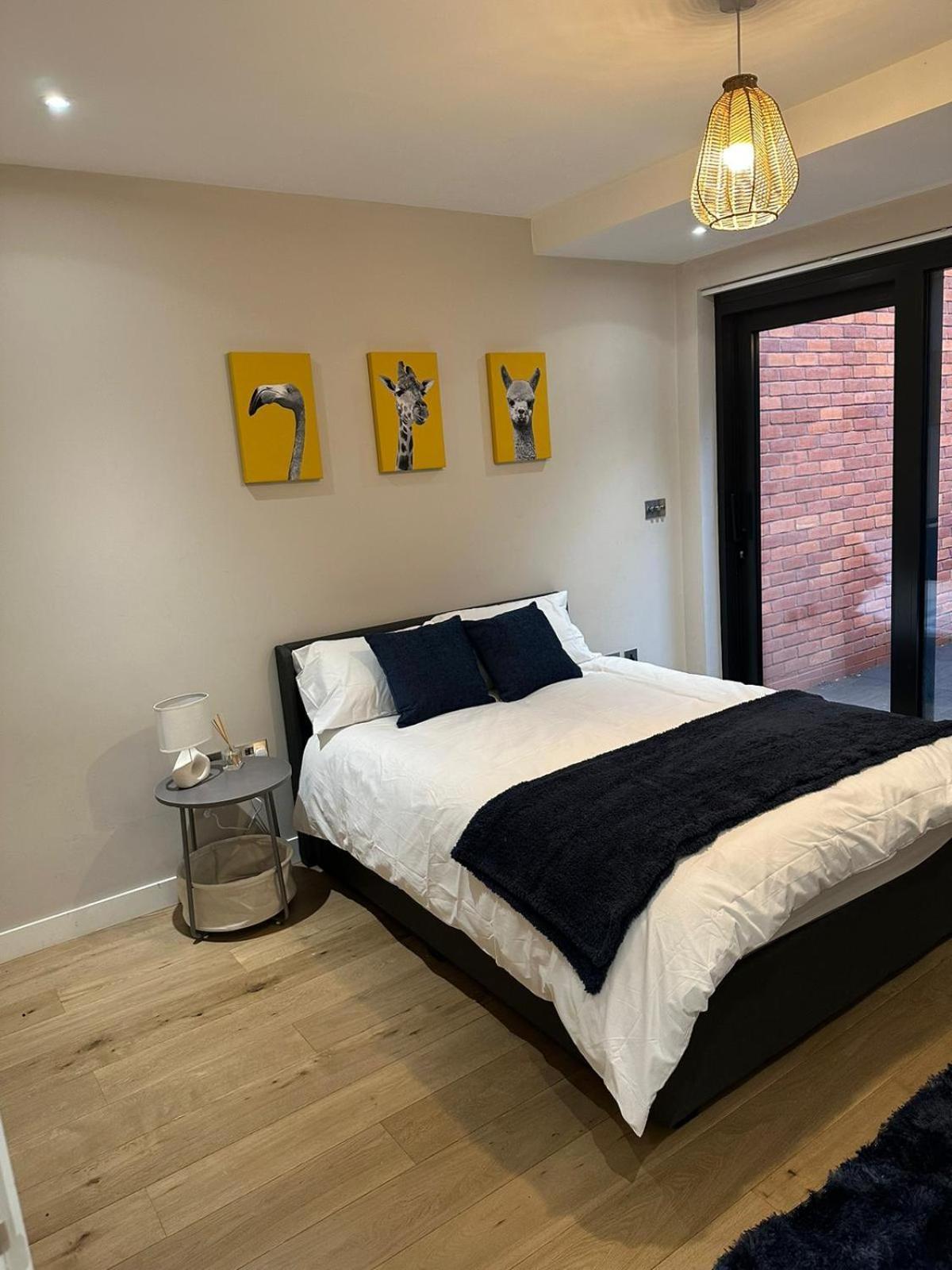 Richardson Deluxe Apartments - 3 Bed London Eksteriør bilde