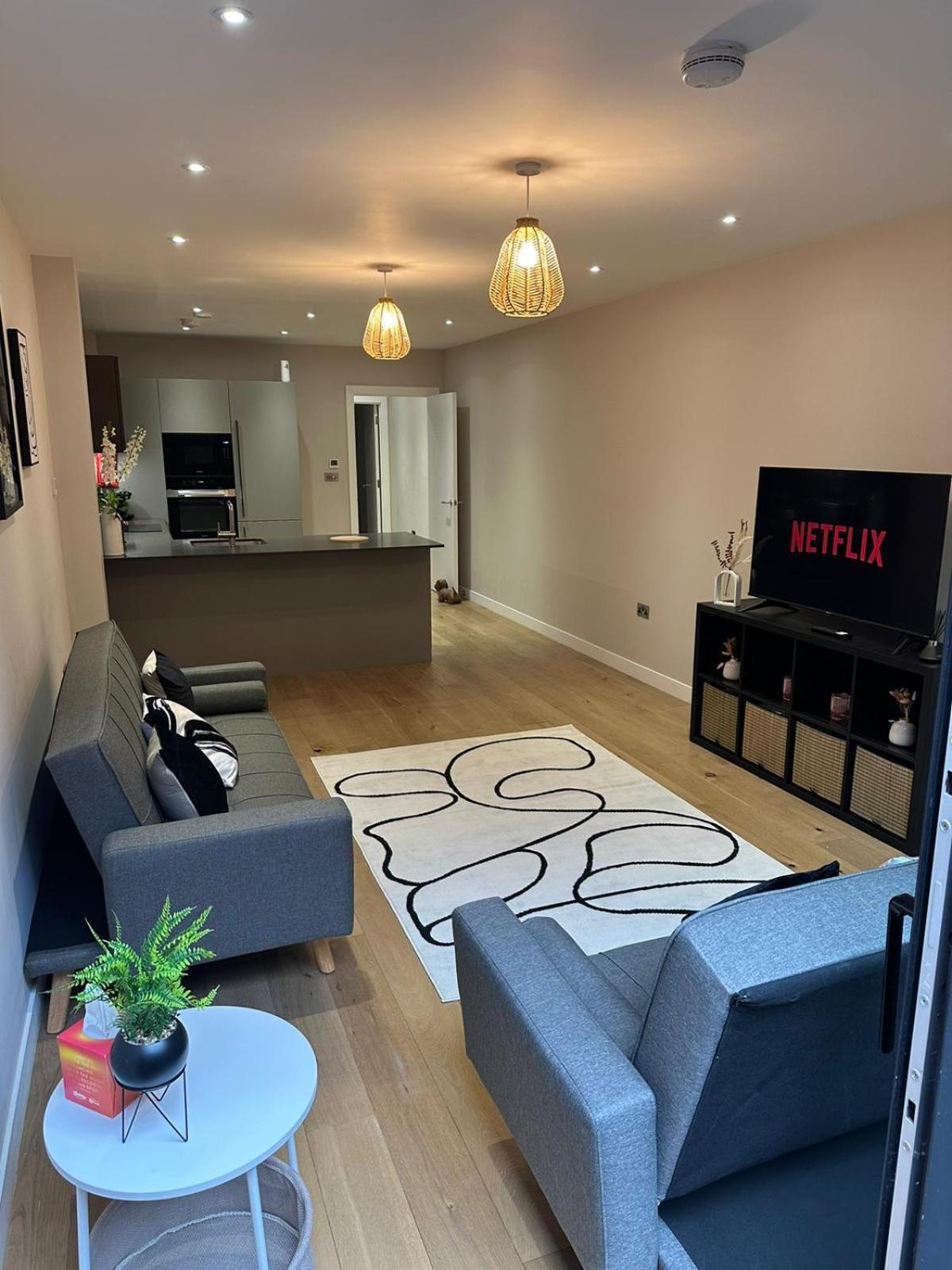 Richardson Deluxe Apartments - 3 Bed London Eksteriør bilde