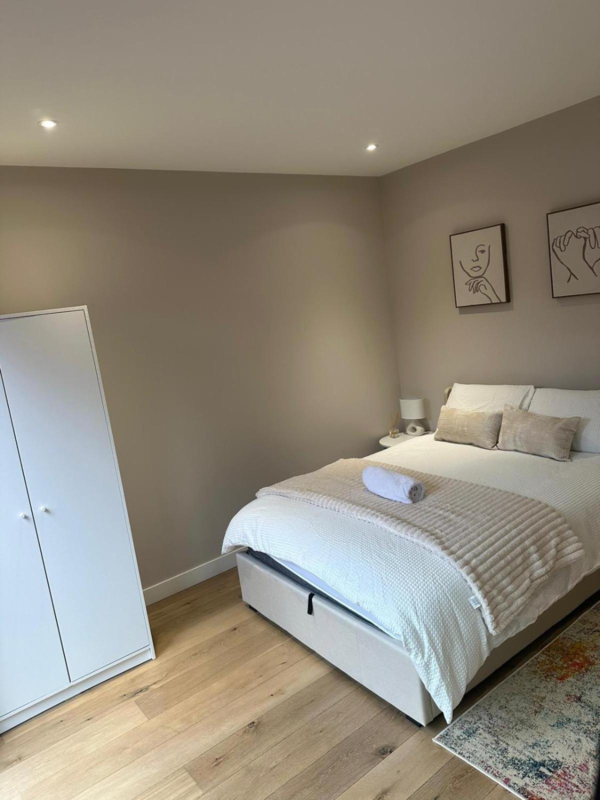Richardson Deluxe Apartments - 3 Bed London Eksteriør bilde