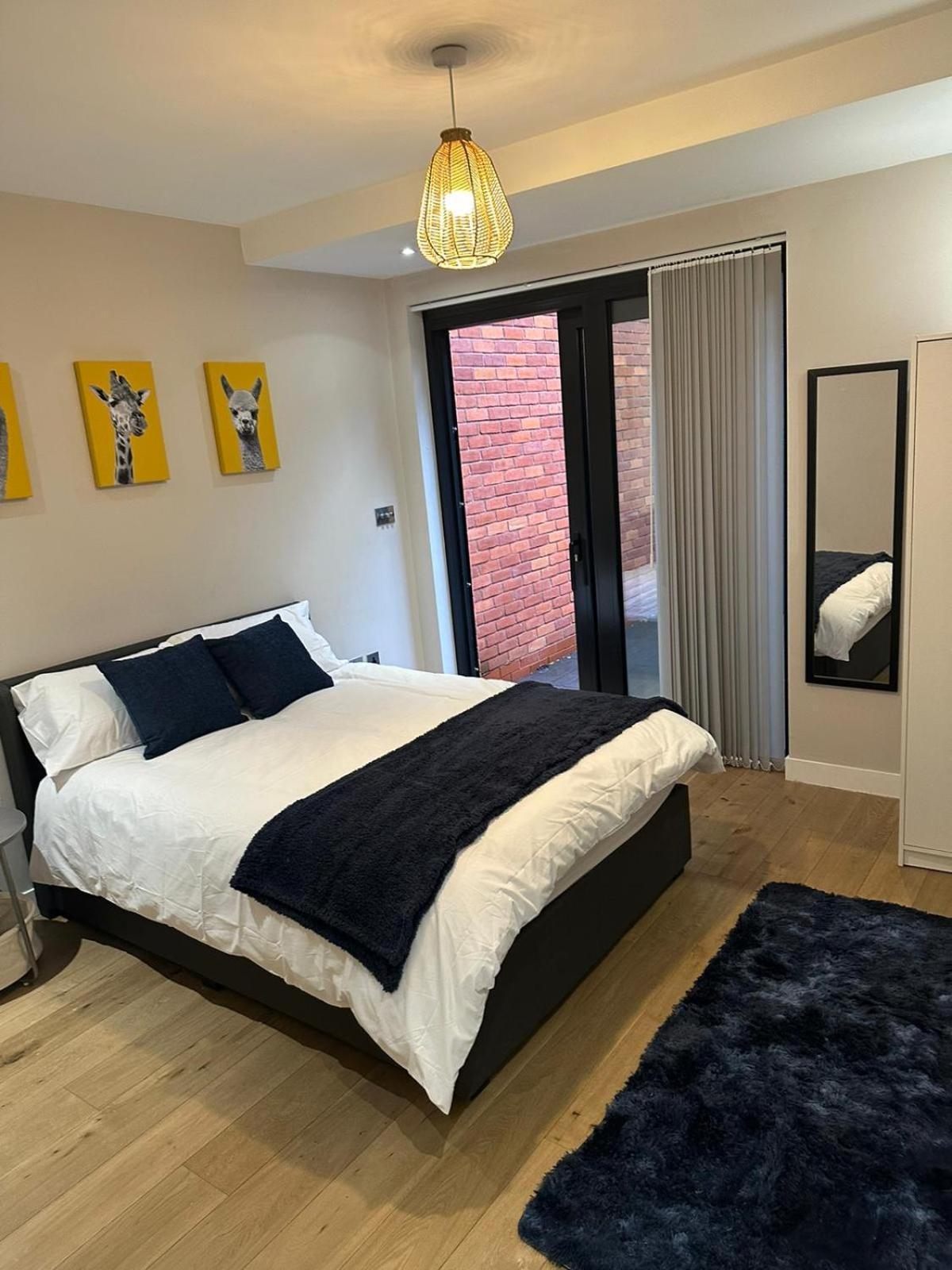 Richardson Deluxe Apartments - 3 Bed London Eksteriør bilde